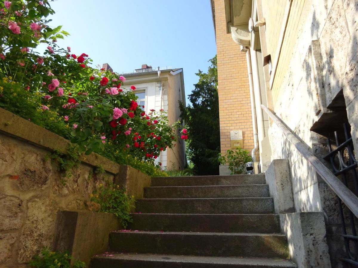 Hummel Hostel - Historische Stadtvilla Mit Garten فايمر المظهر الخارجي الصورة