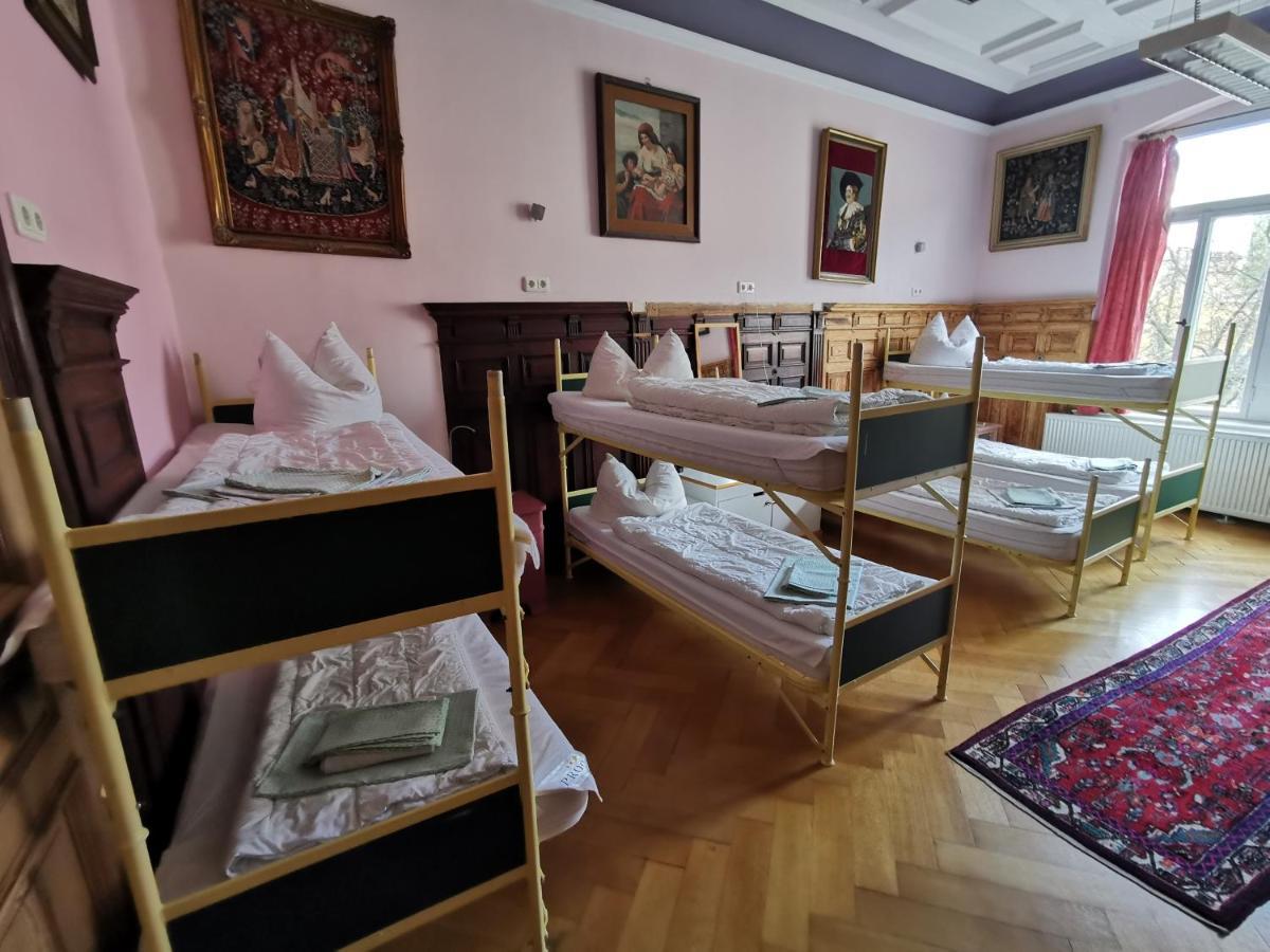 Hummel Hostel - Historische Stadtvilla Mit Garten فايمر المظهر الخارجي الصورة