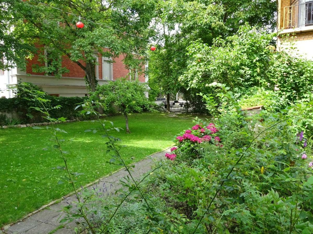 Hummel Hostel - Historische Stadtvilla Mit Garten فايمر المظهر الخارجي الصورة